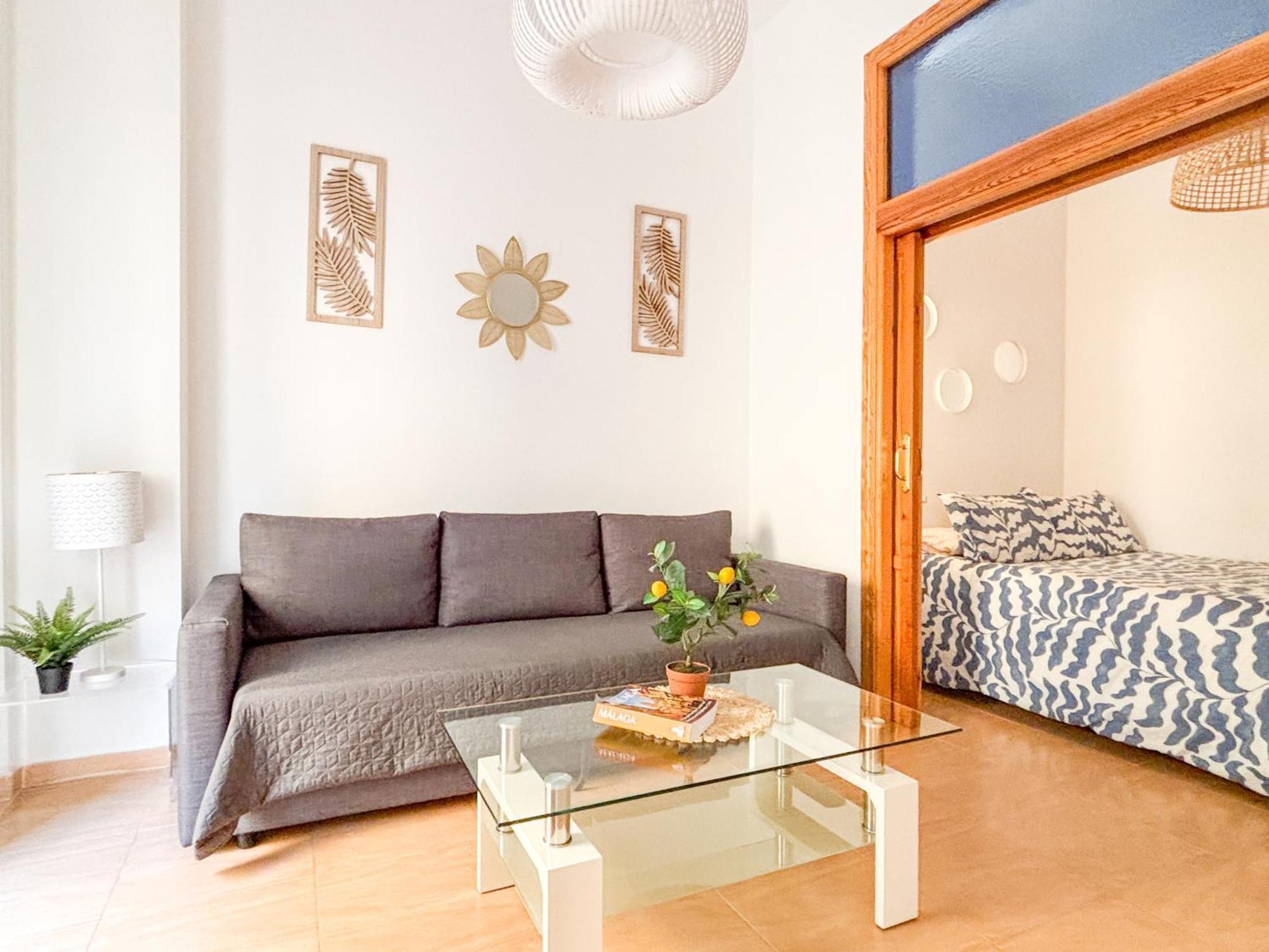 Plz De La Merced Apartamentos Solera Malaga Exterior photo